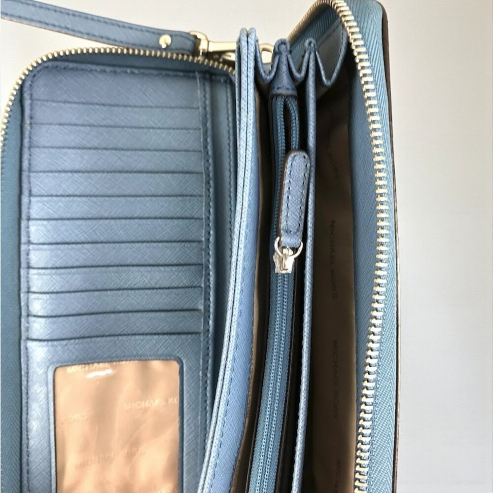 MICHAEL KORS Jet Set Travel Leather Wallet Wristlet Zip Around Card Holder Blue - Picture 6 of 11